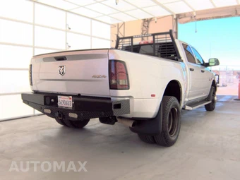 2018 Ram 3500 Tradesman Crew Cab Long Bed DRW - miniatura 4