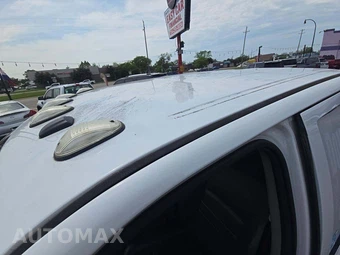 2018 Ram 3500 Tradesman Crew Cab Long Bed DRW - miniatura 9