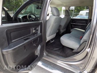 2018 Ram 3500 Tradesman Crew Cab Long Bed DRW - miniatura 13
