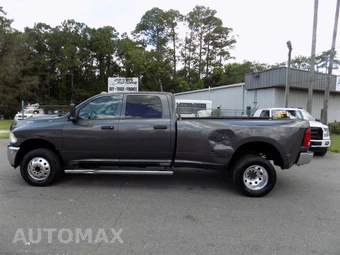 2018 Ram 3500 Tradesman Crew Cab Long Bed DRW - miniatura 2