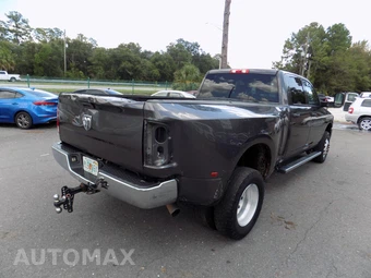 2018 Ram 3500 Tradesman Crew Cab Long Bed DRW - miniatura 4