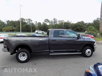 2018 Ram 3500 Tradesman Crew Cab Long Bed DRW - miniatura 5