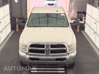2018 Ram 3500 Tradesman Crew Cab Medium Bed - miniatura 2