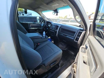 2018 Ram 4500 Cab Chassis Tradesman Regular Cab DRW - miniatura 14
