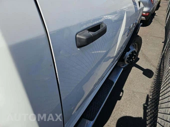 2018 Ram 4500 Cab Chassis Tradesman Regular Cab DRW - miniatura 35