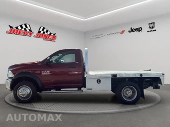 2018 Ram 5500 Cab Chassis SLT Regular Cab DRW - miniatura 2