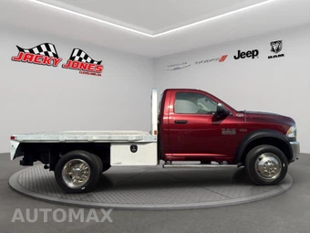 2018 Ram 5500 Cab Chassis SLT Regular Cab DRW - miniatura 9