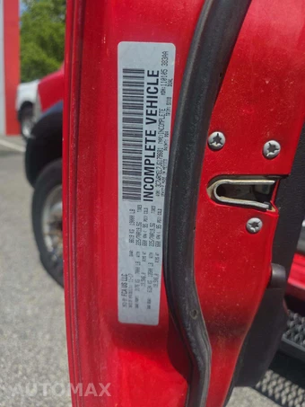 2018 Ram 5500 Cab Chassis Tradesman Crew Cab DRW – miniatura 5