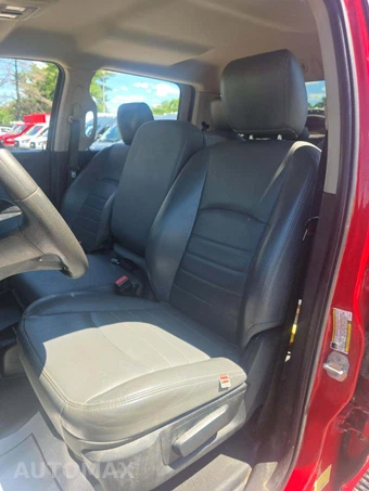 2018 Ram 5500 Cab Chassis Tradesman Crew Cab DRW – miniatura 6