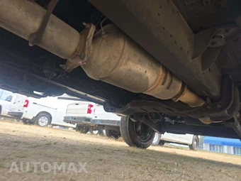 2018 Ram 5500 Cab Chassis Tradesman Crew Cab DRW – miniatura 12