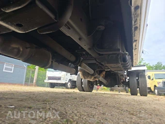2018 Ram 5500 Cab Chassis Tradesman Crew Cab DRW – miniatura 4