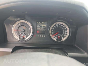 2018 Ram 5500 Cab Chassis Tradesman Crew Cab DRW – miniatura 6