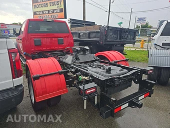 2018 Ram 5500 Cab Chassis Tradesman Crew Cab DRW - miniatura 2