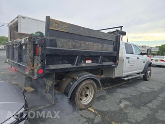 2018 Ram 5500 Cab Chassis Tradesman Crew Cab DRW – miniatura 2