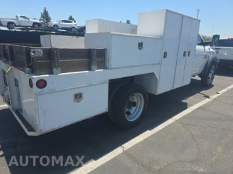 2018 Ram 5500 Cab Chassis Tradesman Regular Cab DRW – miniatura 4