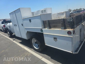 2018 Ram 5500 Cab Chassis Tradesman Regular Cab DRW – miniatura 6