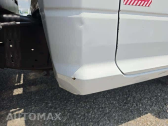2018 Ram 5500 Cab Chassis Tradesman Regular Cab DRW – miniatura 22