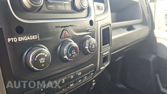 2018 Ram 5500 Cab Chassis Tradesman Regular Cab DRW – miniatura 22