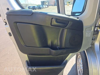 2018 Ram ProMaster 1500 Cargo Van High Roof 136.0" WB - miniatura 9
