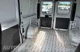 2018 Ram ProMaster 1500 Cargo Van Low Roof 136.0" WB - miniatura 11