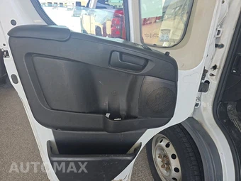 2018 Ram ProMaster 2500 Cargo Van High Roof 136.0" WB - miniatura 9