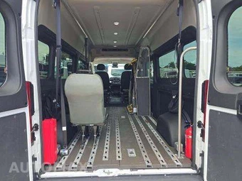 2018 Ram ProMaster 2500 Window Van High Roof 159.0" WB - miniatura 14