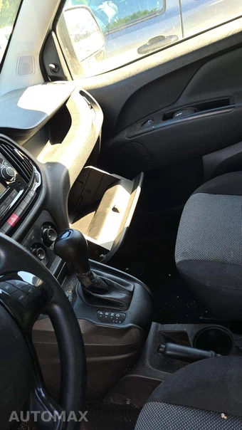 2018 Ram ProMaster City Cargo Van Tradesman 122.4" WB - miniatura 23