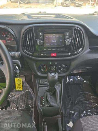 2018 Ram ProMaster City Cargo Van Tradesman 122.4" WB - miniatura 10