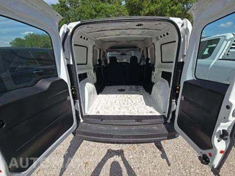 2018 Ram ProMaster City Cargo Van Tradesman 122.4" WB - miniatura 14