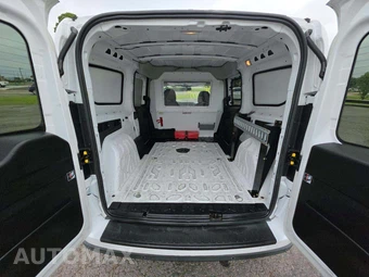 2018 Ram ProMaster City Cargo Van Tradesman SLT 122.4" WB - miniatura 11