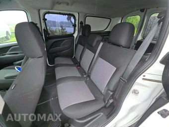 2018 Ram ProMaster City Wagon Minivan 122.4" WB - miniatura 13