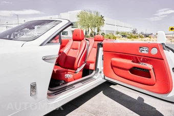 2018 Rolls-Royce Dawn - miniatura 29