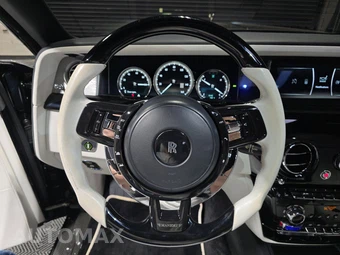 2018 Rolls-Royce Phantom – miniatura 10
