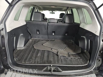 2018 Subaru Forester 2.0XT Premium - miniatura 16