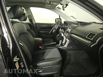 2018 Subaru Forester 2.0XT Premium - miniatura 8