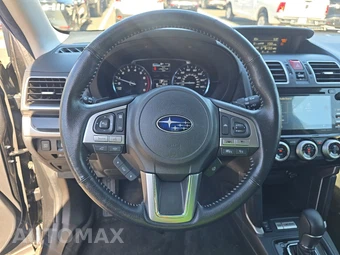 2018 Subaru Forester 2.0XT Touring - miniatura 10