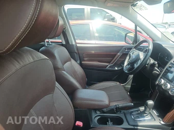 2018 Subaru Forester 2.0XT Touring - miniatura 8