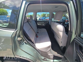 2018 Subaru Forester 2.5i – miniatura 13