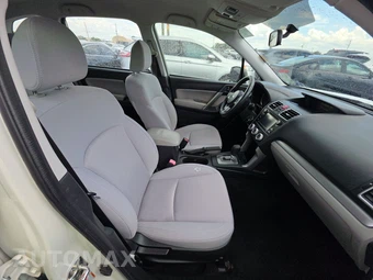 2018 Subaru Forester 2.5i – miniatura 8
