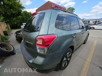 2018 Subaru Forester 2.5i - miniatura 3