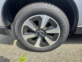 2018 Subaru Forester 2.5i – miniatura 10