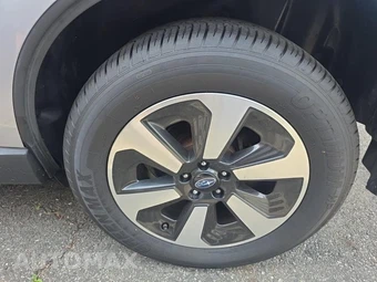 2018 Subaru Forester 2.5i – miniatura 11