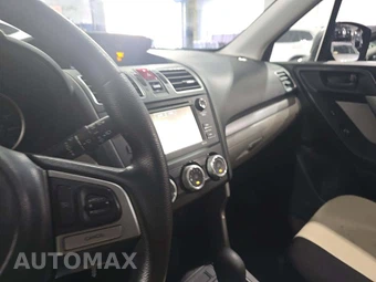 2018 Subaru Forester 2.5i - miniatura 10