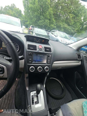 2018 Subaru Forester 2.5i – miniatura 10