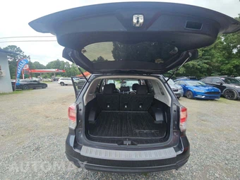 2018 Subaru Forester 2.5i – miniatura 14