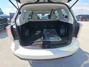 2018 Subaru Forester 2.5i Limited – miniatura 16