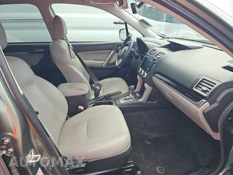2018 Subaru Forester 2.5i Limited – miniatura 8