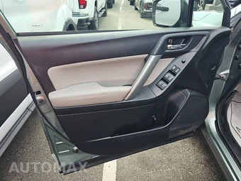 2018 Subaru Forester 2.5i Limited – miniatura 9