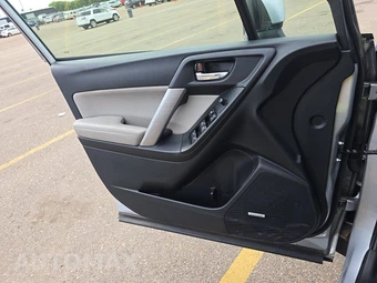 2018 Subaru Forester 2.5i Limited - miniatura 9