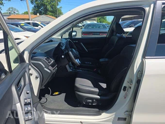 2018 Subaru Forester 2.5i Premium Black Edition w/EyeSight - miniatura 6